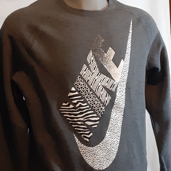 Nike Other - Nike Mens Large Gray Sweatshirt